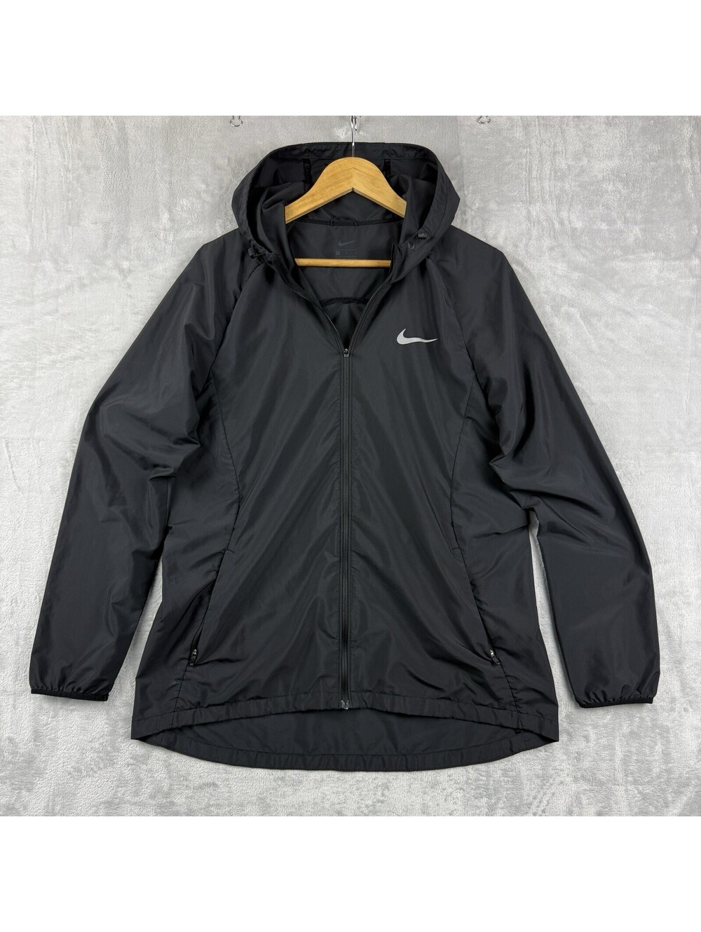 Nike Repel Running Jacket Size L Hooded Breathable Reflective Swoosh Lightweight